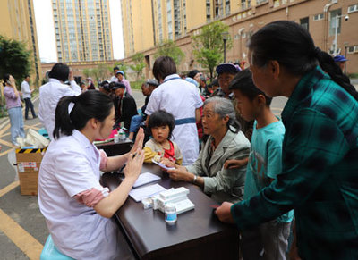 图说现场 健康咨询——守护生命的第一道防线